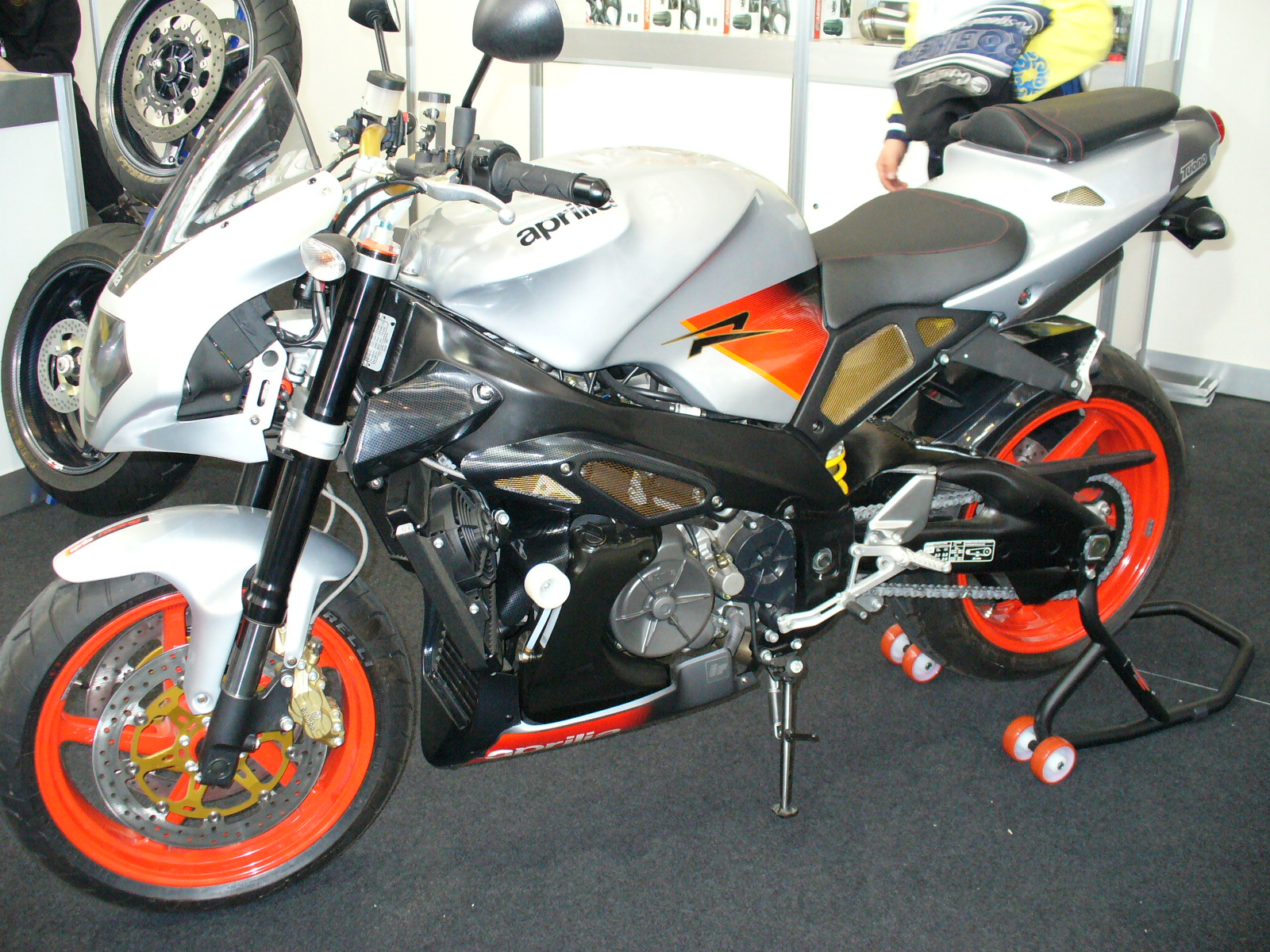 Výstava motorek 040