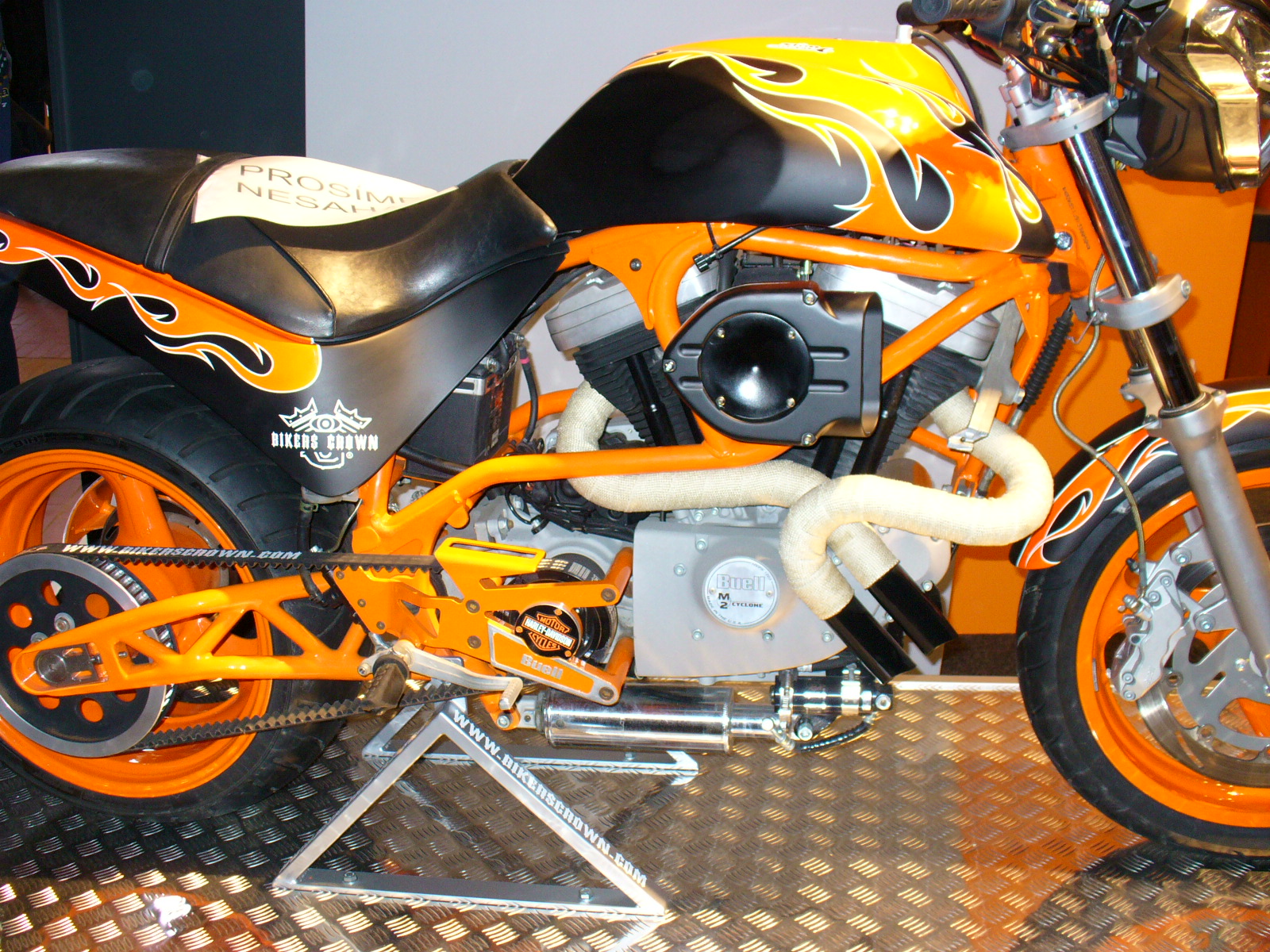 Výstava motorek 091